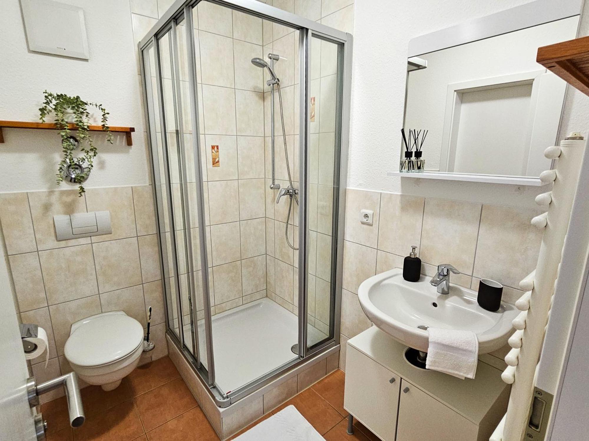Apartment Micasa - Altstadt Zentral - Zwischen Anger Und Kraemerbruecke - Wlan - Familienfreundlich *