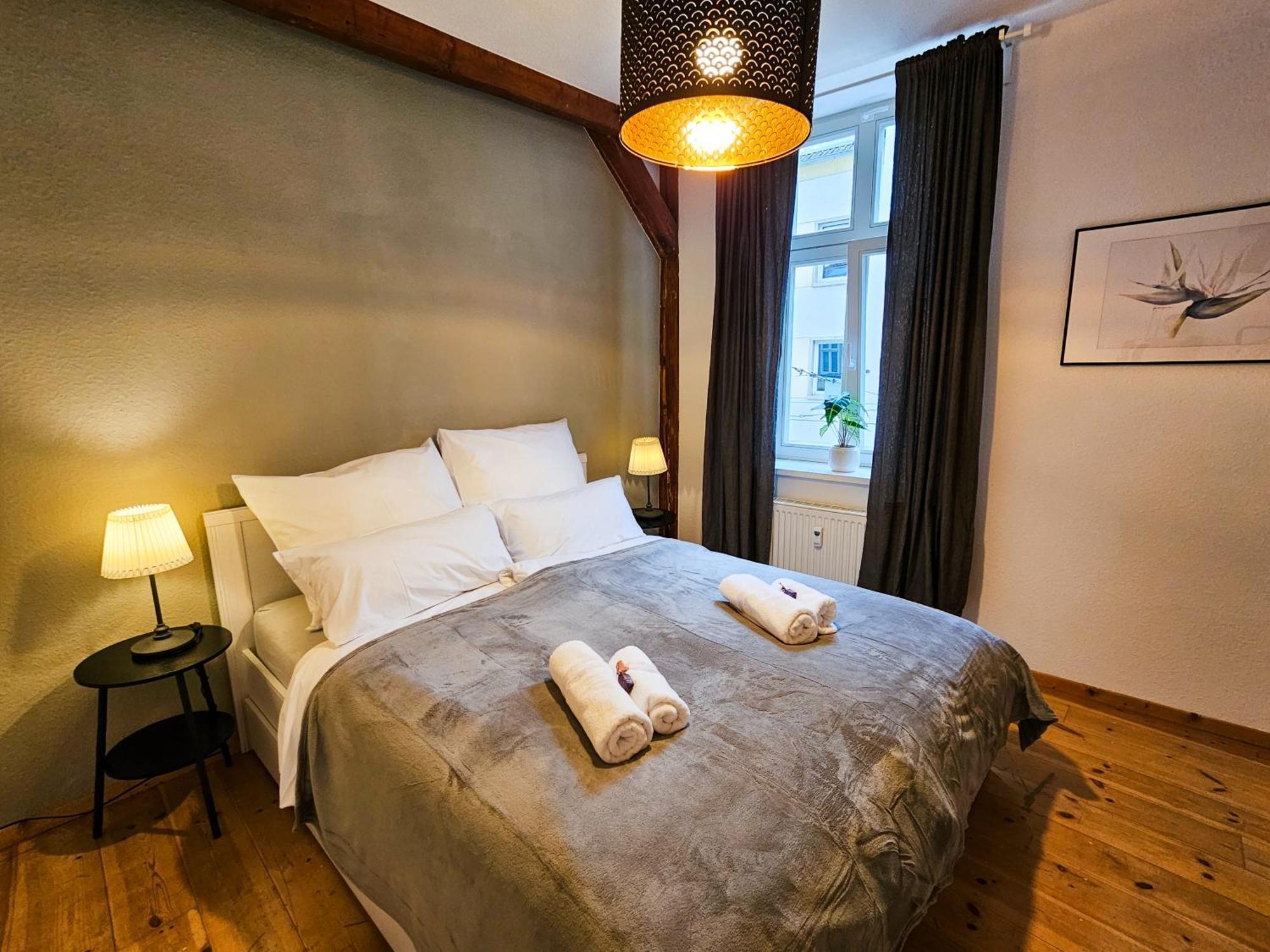 Micasa - Altstadt Zentral - Zwischen Anger Und Kraemerbruecke - Wlan - Familienfreundlich Apartment